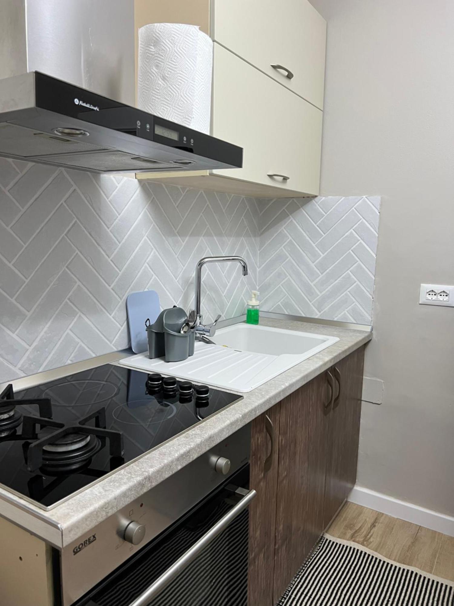New Bazaar Cane Apartment 2 Tiranë Eksteriør bilde